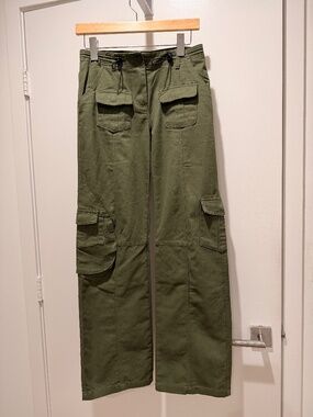 Brandy Melville "Kim" Cargo Pants-Army Green